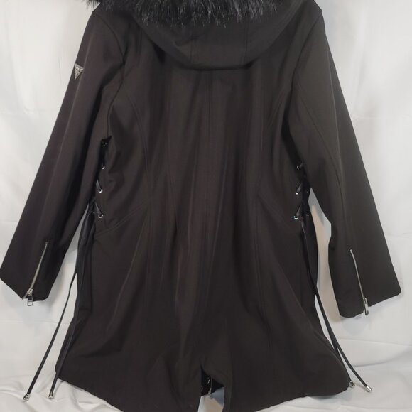 Guess Women's Jacket with fur hood size 3X (fits a size 16-18 women) - Picture 4 of 6
